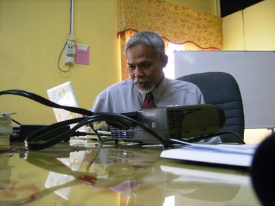 Dr. Othman Hj. Siru.